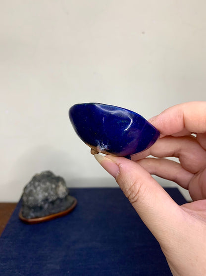 Tōshita Yūsei Ruri Blue Glaze Hand-Pinched Round Pot