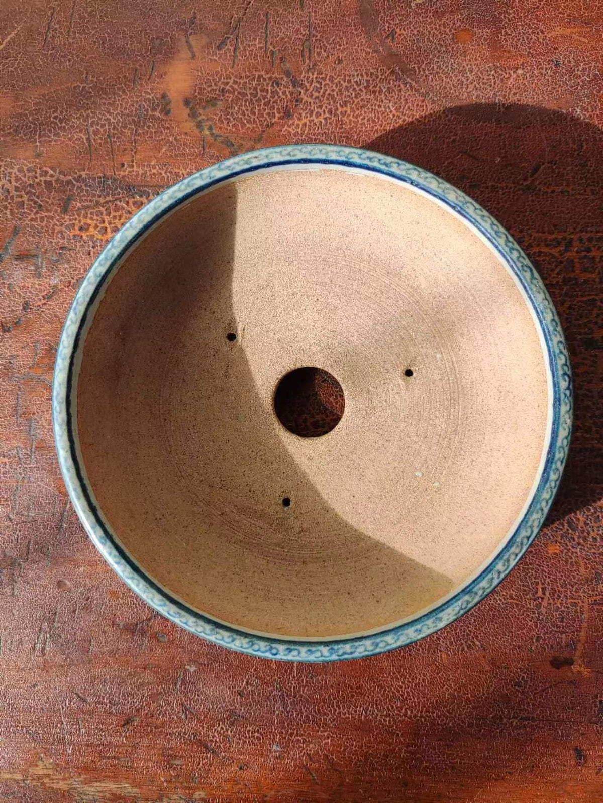 Shodai Ishida Shōseki Super-Aged Patina Flower Pot