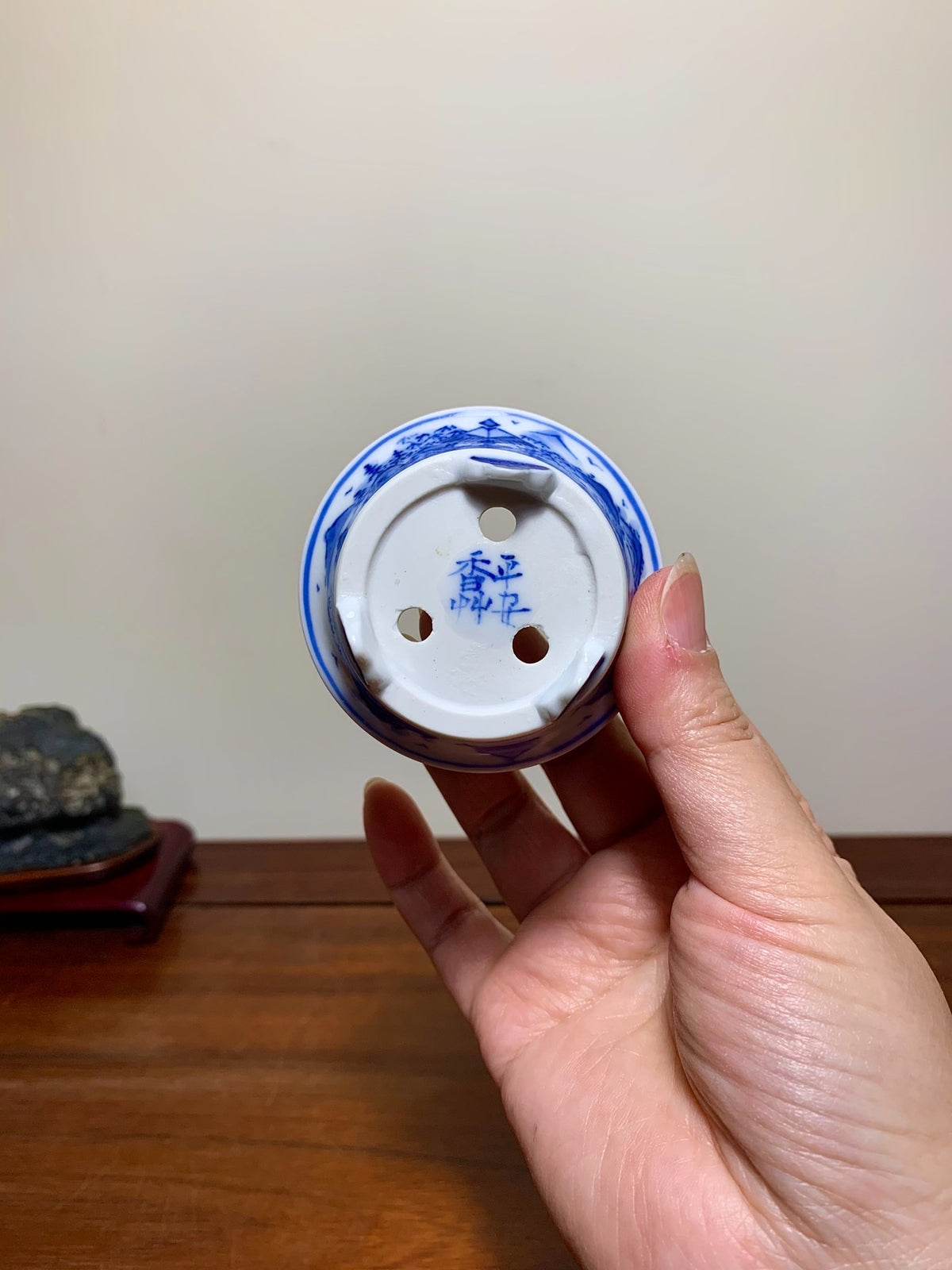 Heian Kōsō Enamelled Landscape with Friends Visiting Scene Japanese Flower Pot