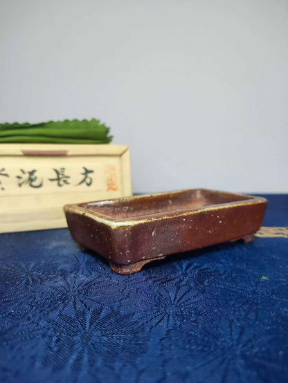 Metal-Glazed Pot with Strong Metallic Luster by Uno Tō