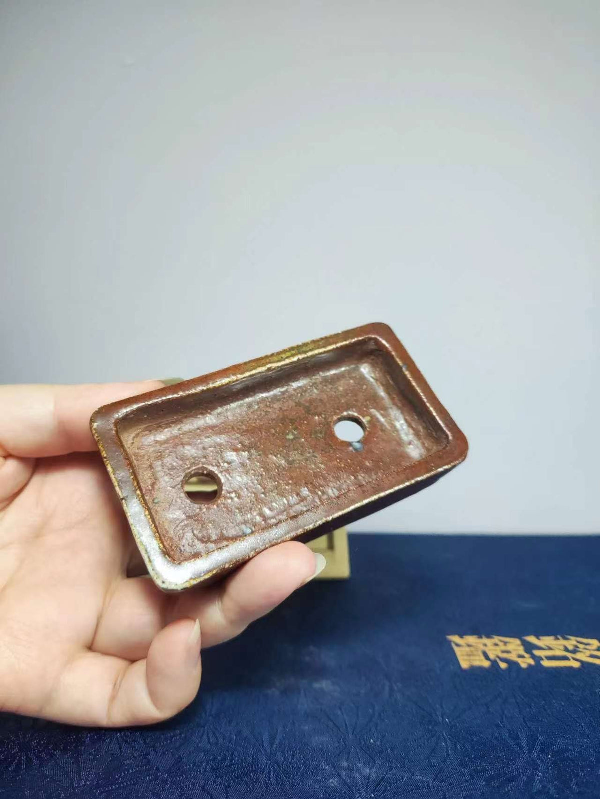 Metal-Glazed Pot with Strong Metallic Luster by Uno Tō