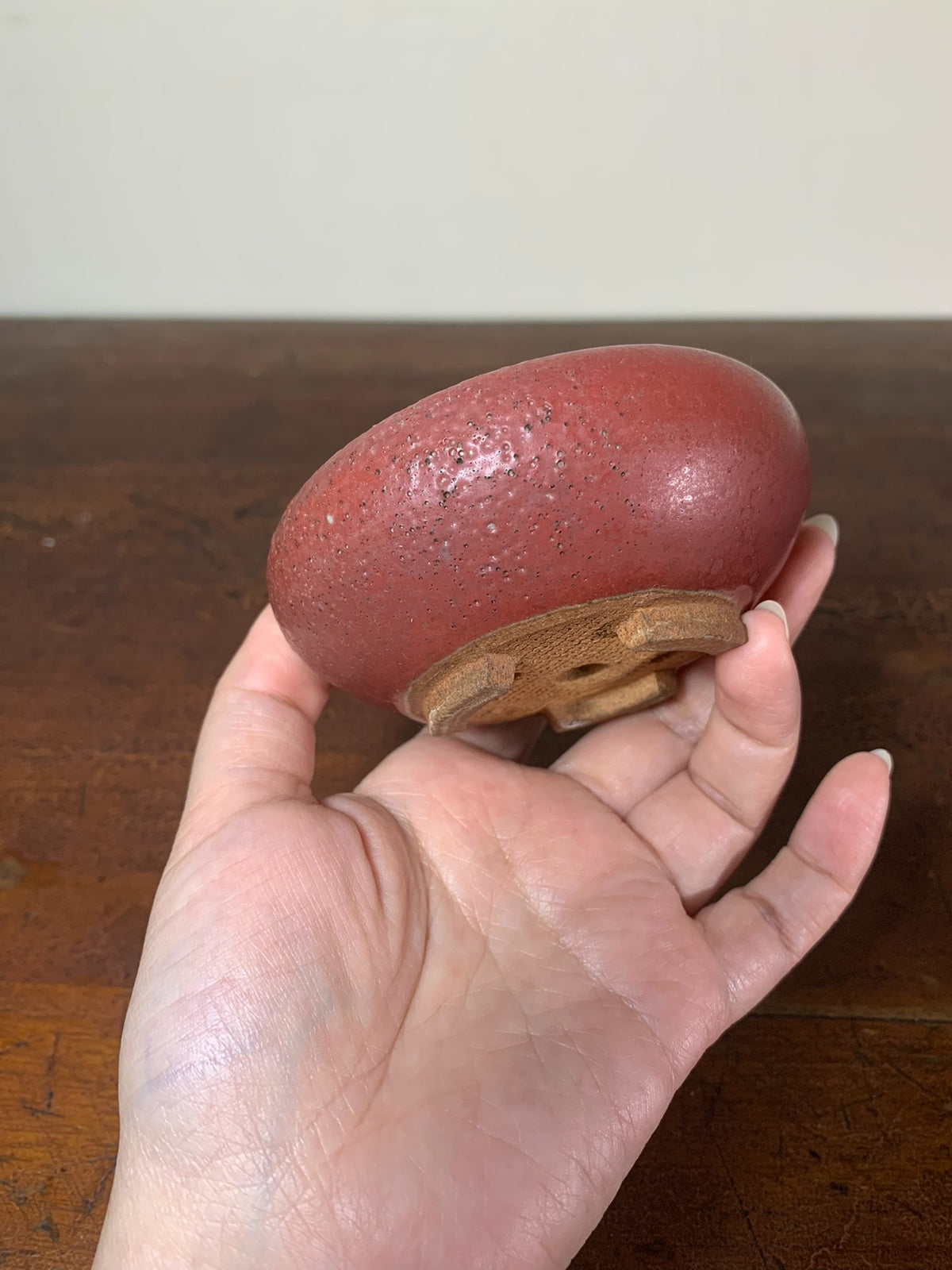 Shinsha Copper-Red Glaze Round Pot by Heian Kōsen