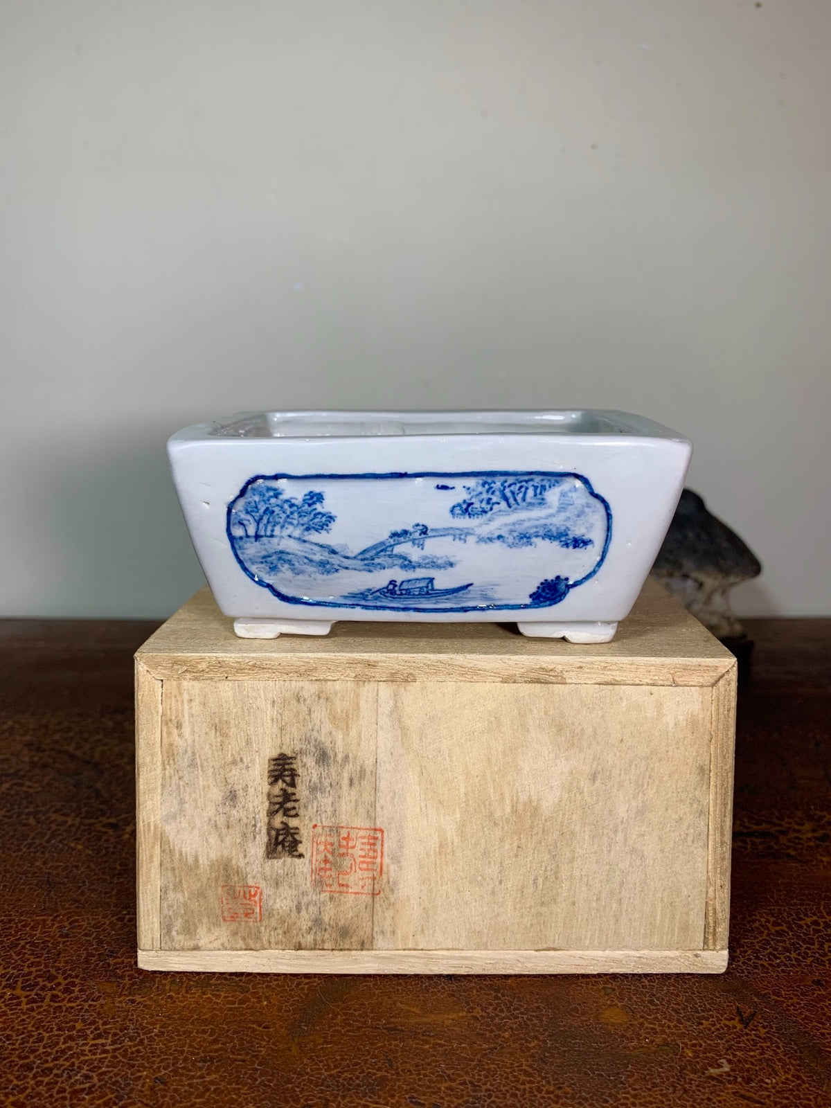 Four-Panel Painted Landscape Pot with “Idle Clouds and Wild Herons” Motif, Blue-And-White Decorated by Uno Tō
