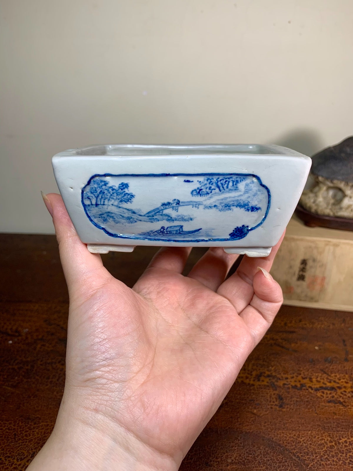 Four-Panel Painted Landscape Pot with “Idle Clouds and Wild Herons” Motif, Blue-And-White Decorated by Uno Tō
