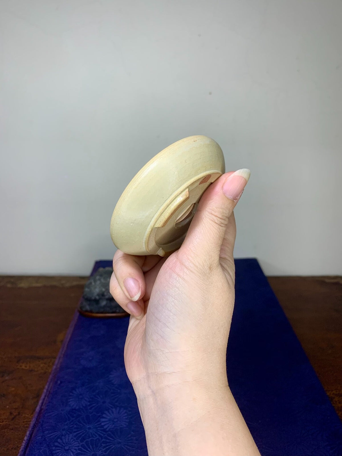 Heian Kōzan Classic Bag-Style Cut-Foot Small Round Pot
