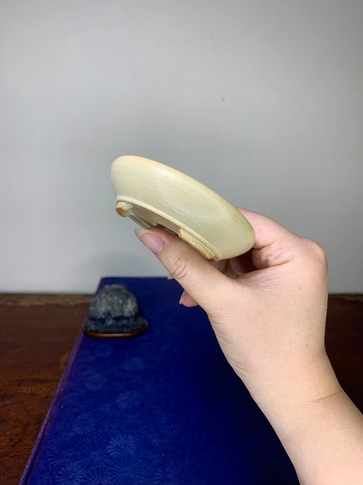 Heian Kōzan Classic Bag-Style Cut-Foot Small Round Pot