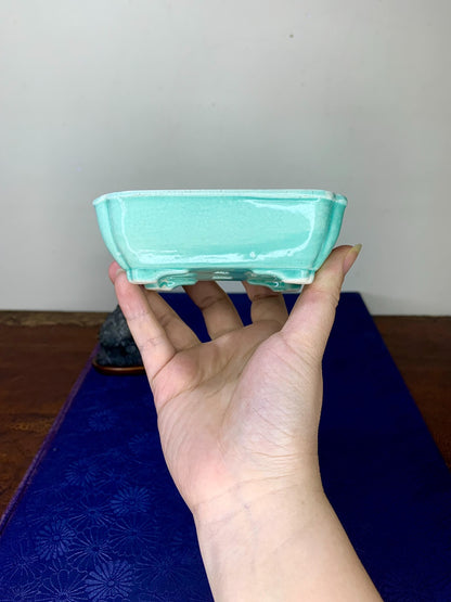 Kyōhō Goryōzan Green-Glazed Antique Crackled Japanese Pot
