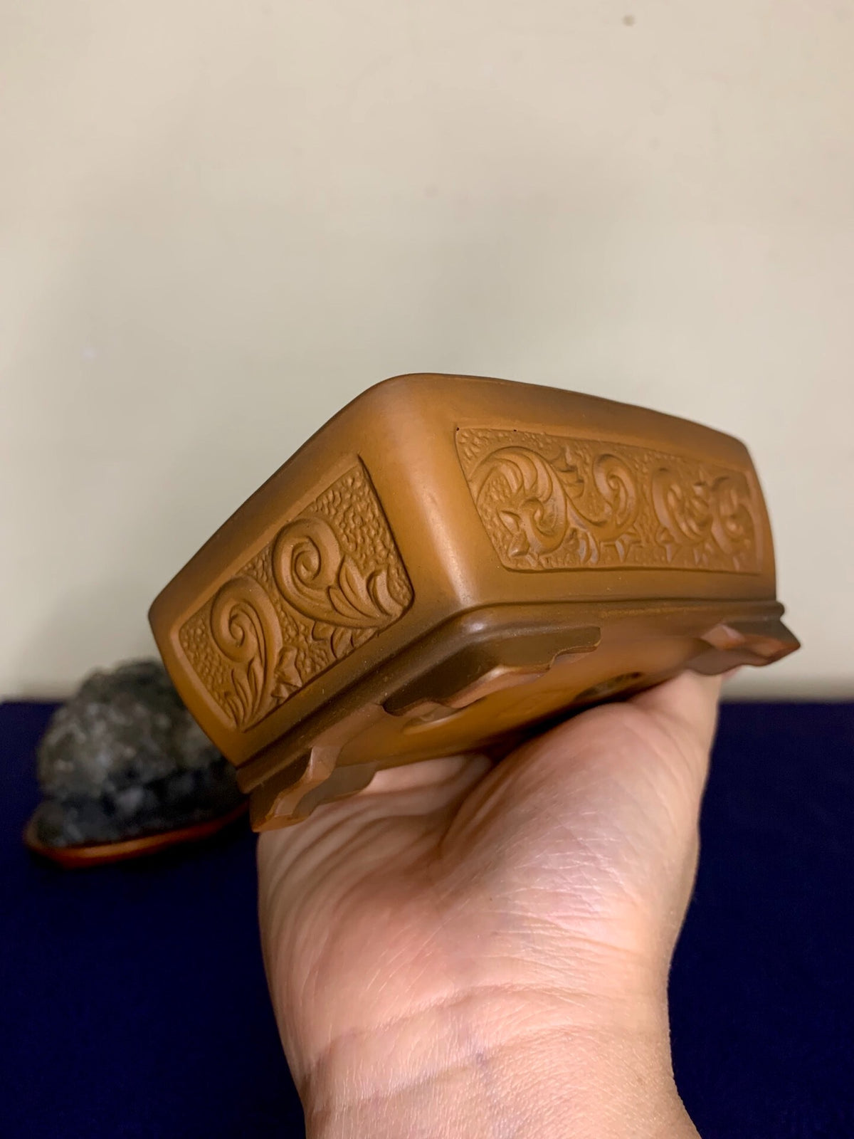 Four-Panel Painted Panels Relief-Carved Small Rectangular Japanese Pot by Hirata Migen