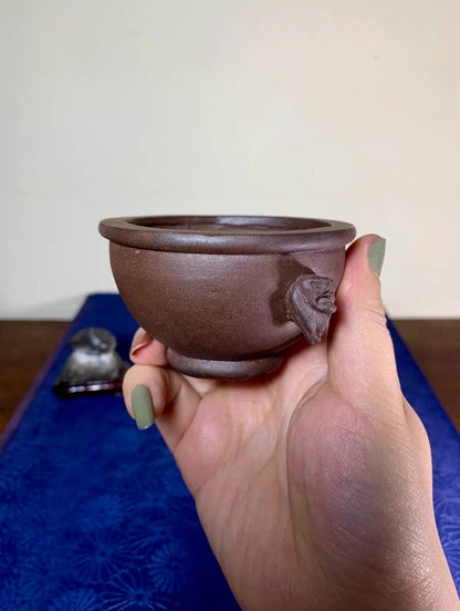 Purple Clay Double-Eared Lion-Head Jade Rim Round Pot by Rin Tōsaku