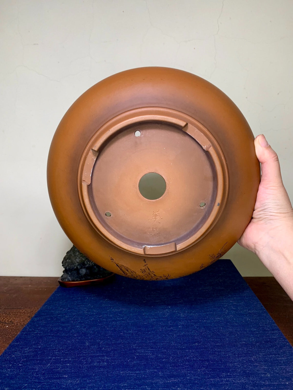 Antique Copper-Red Clay Incised Round Pot by Bigei
