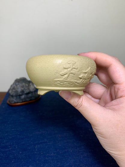 Rare White Clay Incised Landscape Japanese Pot by Sanya Shōhachi