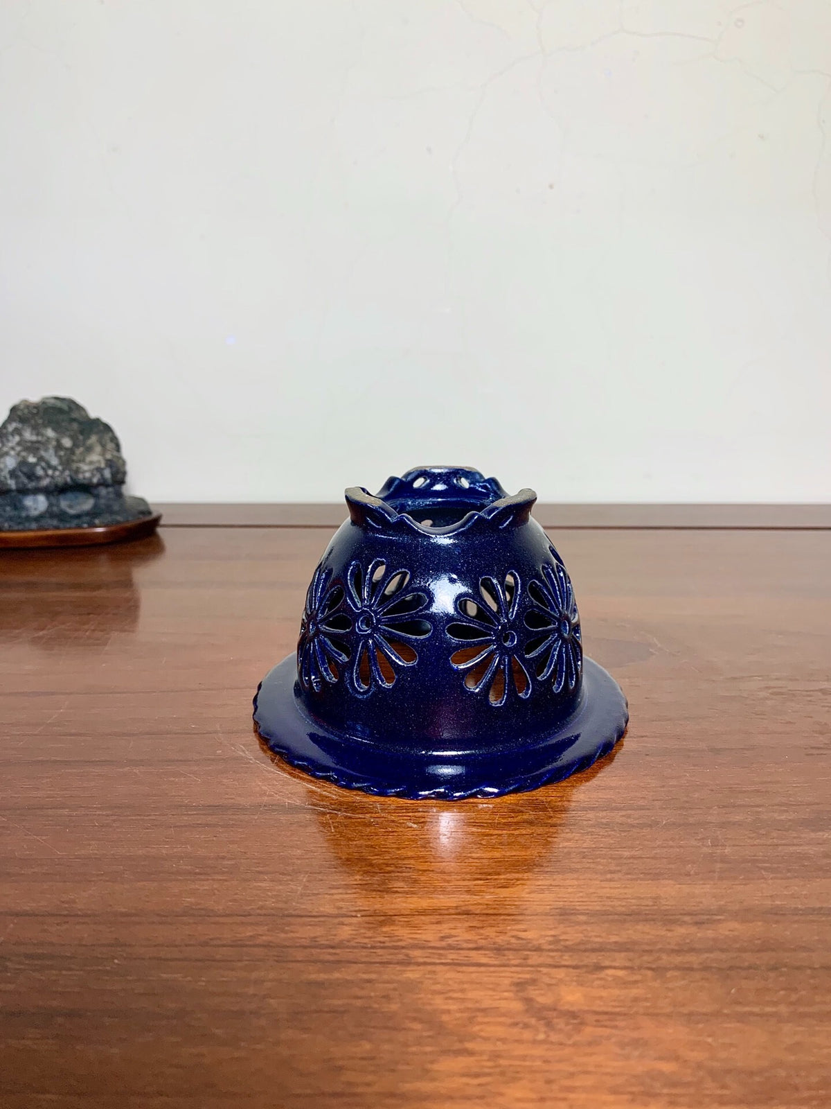 Sakai Tensan Ruri Glaze Pierced Omoto Pot