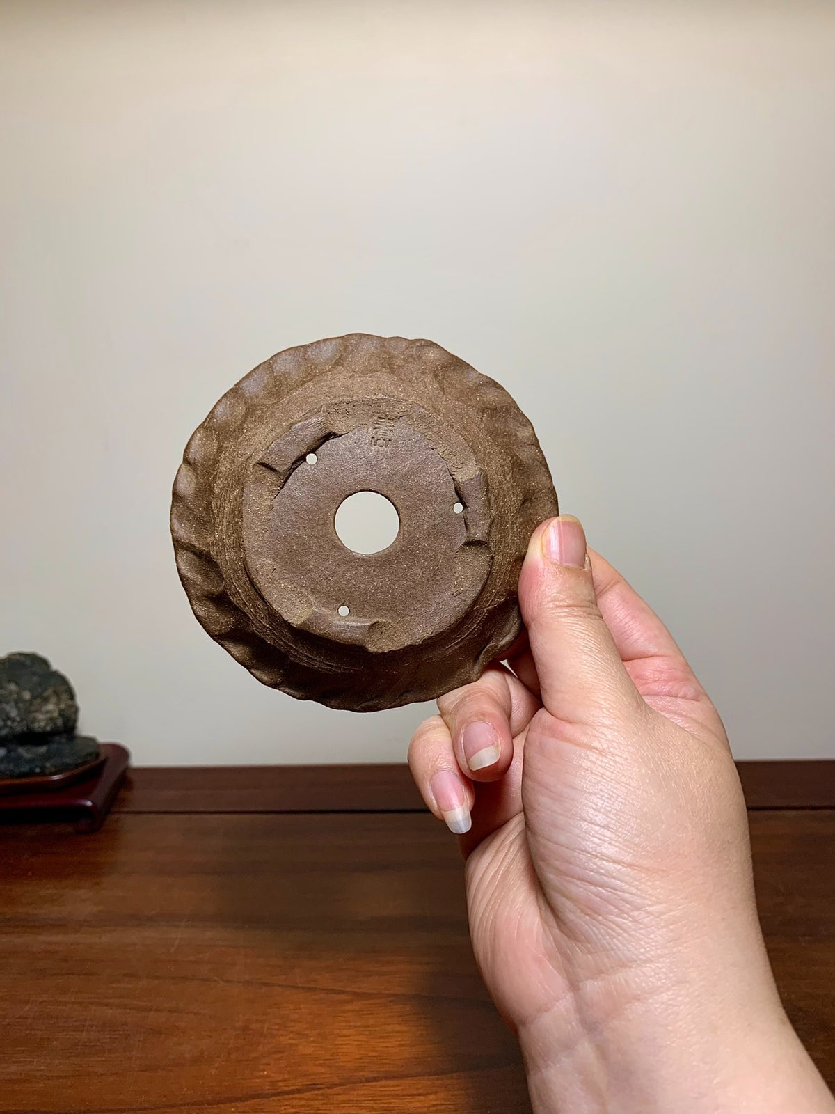 Man'kō Shūzan Hand-Pinched Small Nanban Japanese Flower Pot
