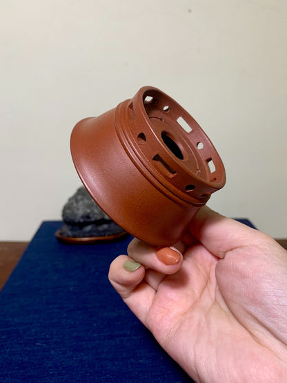 Sato-Ro, Double-Looped Knob, Small Footed Japanese Pot