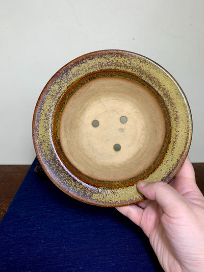 Shishi Maru, Middle Band, Cut Feet, Large Open Mouth, Japanese Pot