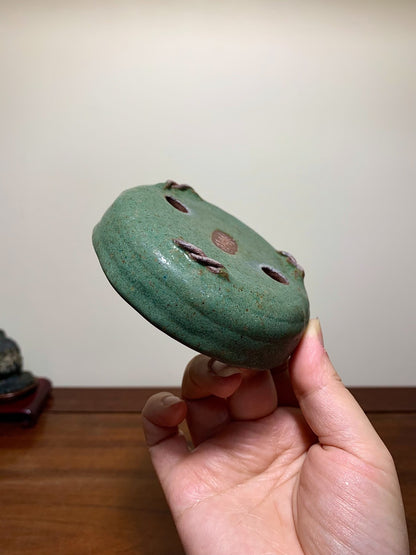 Hand-Pinched Green-Glazed Round Pot by Arai Akio