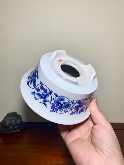 Kutani Tsuruho Enamelled Tang草 Pattern Open Mouth Japanese Pot