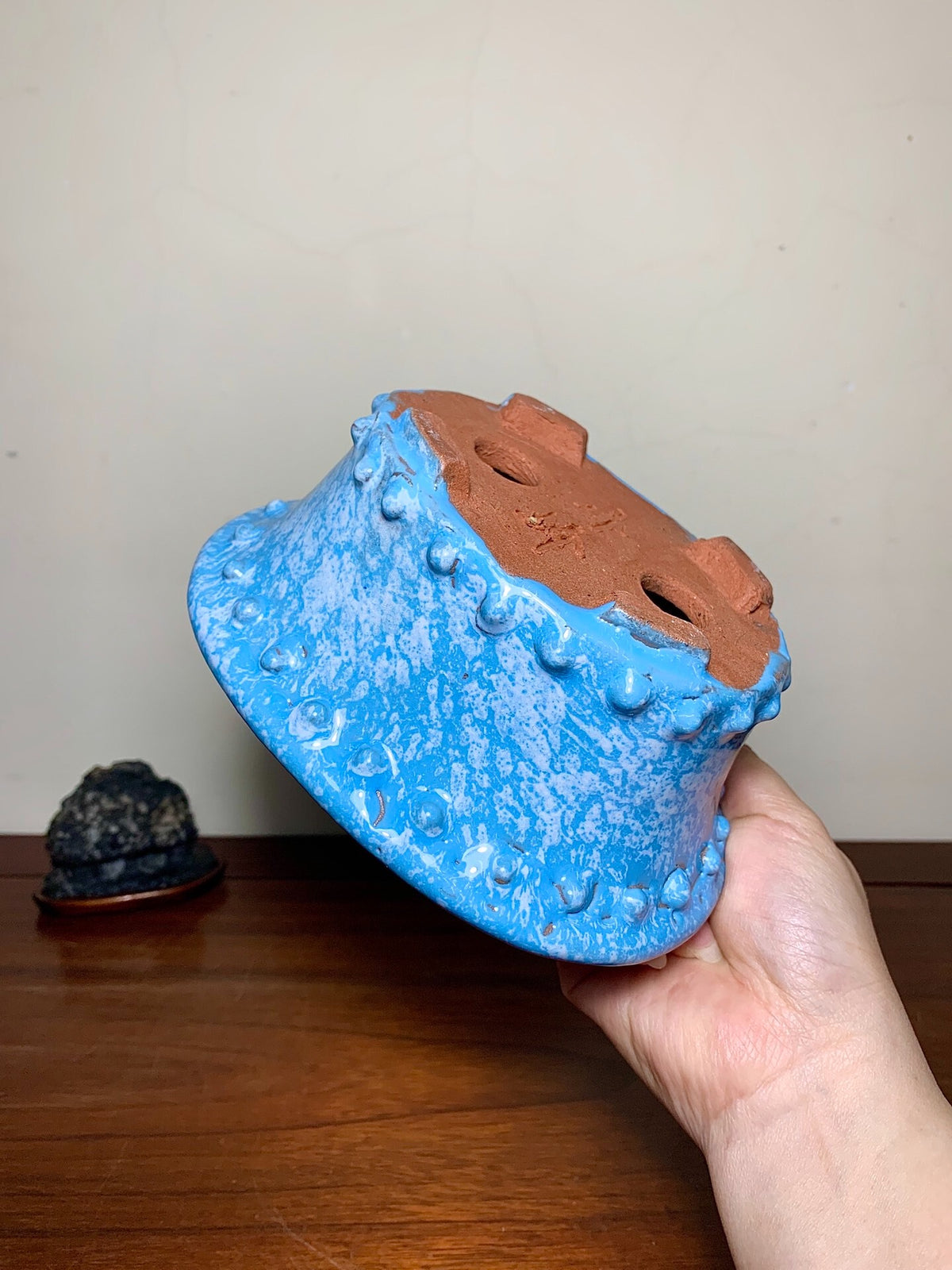 Ruri Blue Glaze Kiln-Transmuted Oval with Two Studded Bands Japanese Pot by Shuufu