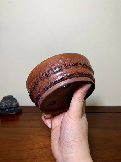 Tao Tsui Shinsha Copper-Red Glaze Kiln-Transmuted Studded Perfectly Round Japanese Pot