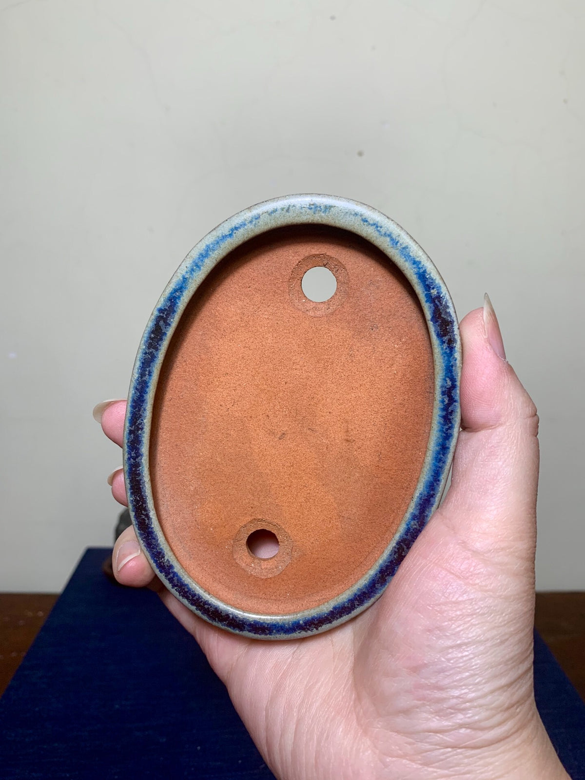 Sugaura Fukuhaku Sky-Blue Glaze Waist-Round Japanese Pot
