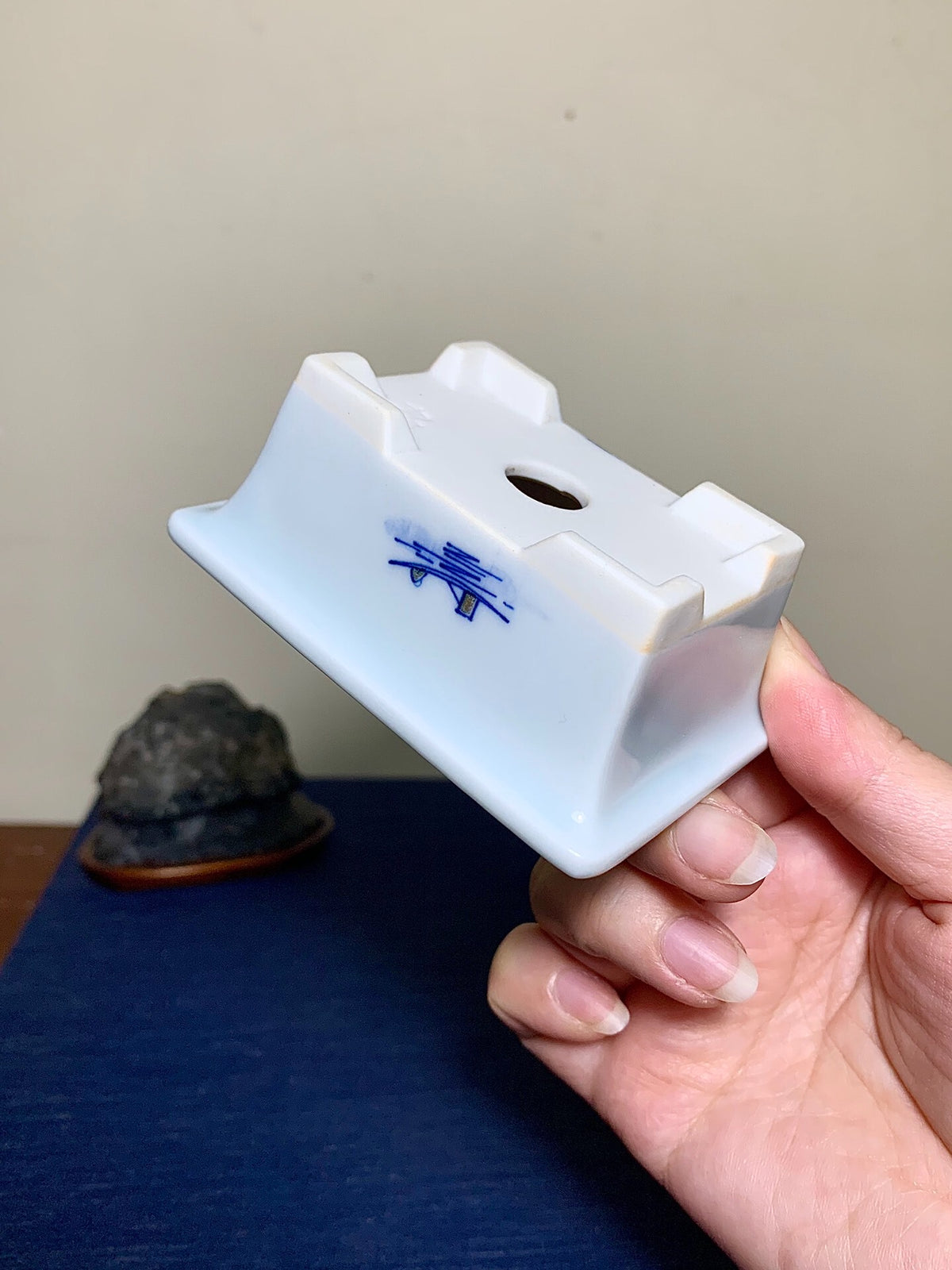 Outer Rim Blue-And-White Painted Landscape, Small Rectangular Japanese Pot by Marutou