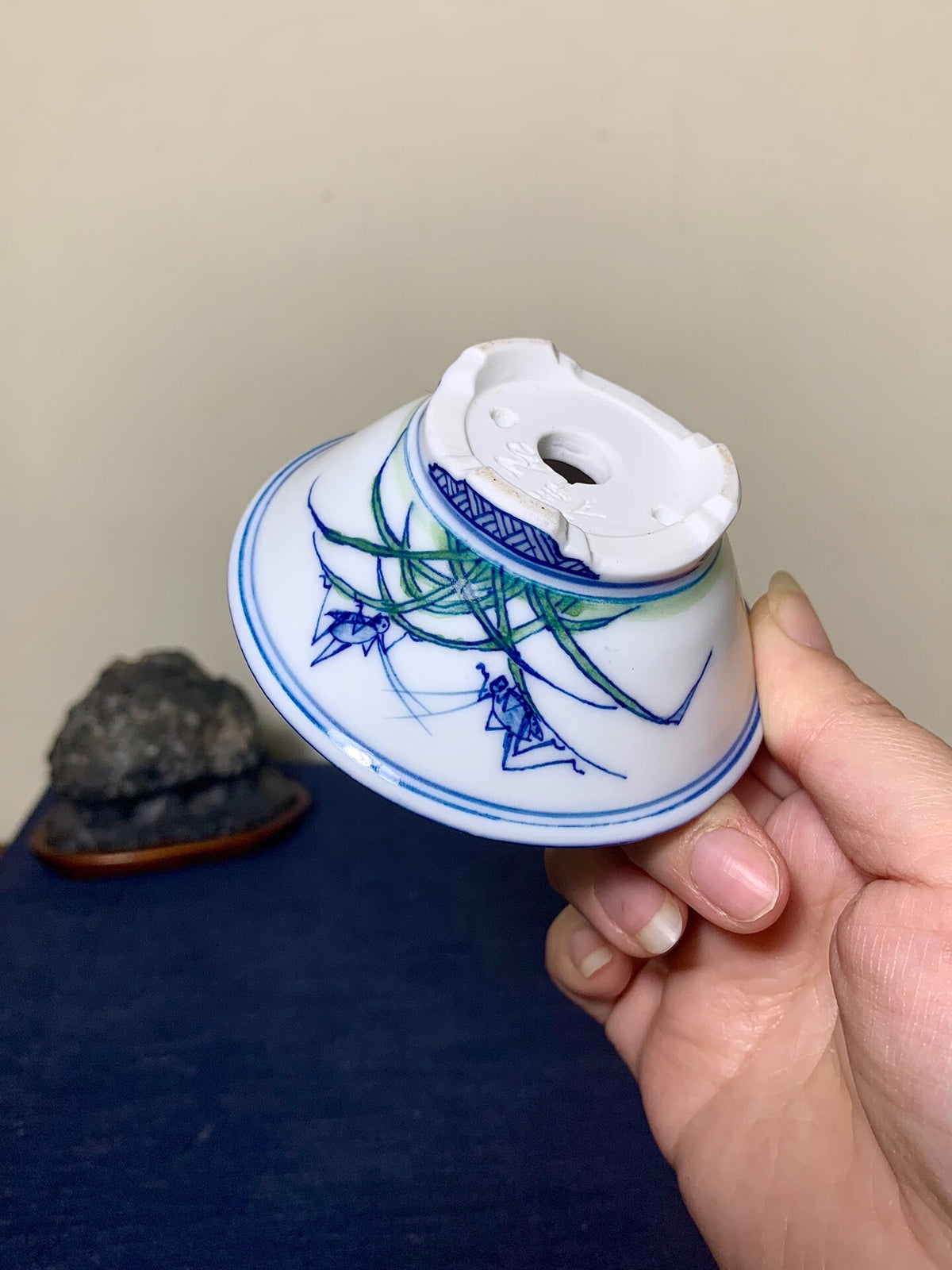 Shodai Shōseki, Blue-And-White Painted with Cicada, Flared Rim, Round Pot