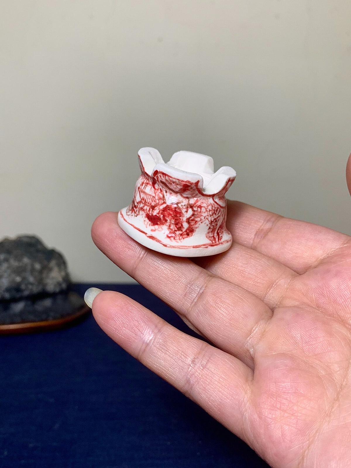 Ushū Katsuyama Red-Painted Landscape with Visitors, Japanese Bonsai Pot