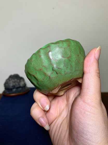 Green-Glazed Hand-Pinched Round Pot by Tōfuku-Ji