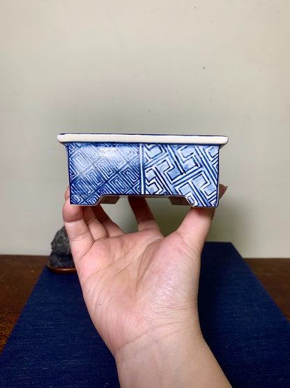 Blue-And-White Outer Rim with Landscape Design Japanese Pot by Owari Yūhō