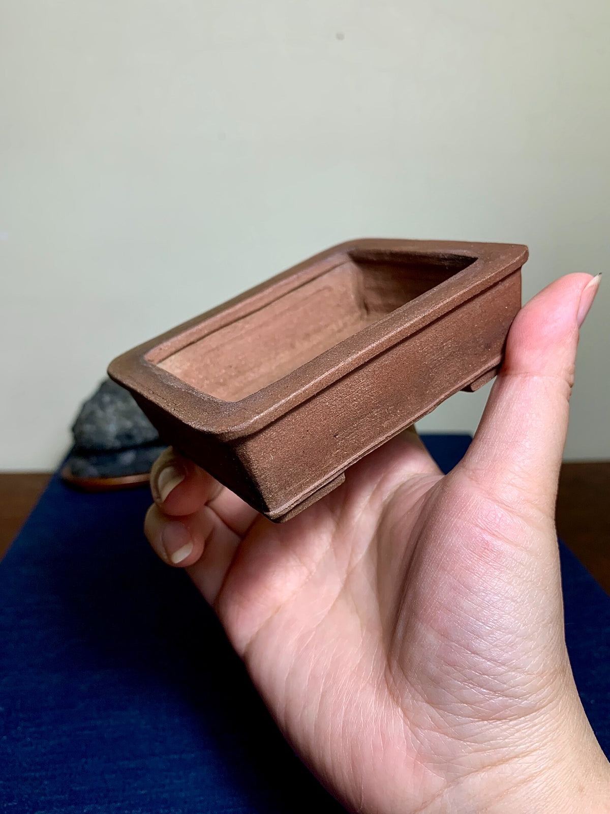Outer Rim Cut-Foot Small Rectangular Japanese Pot by Rin Tōsaku