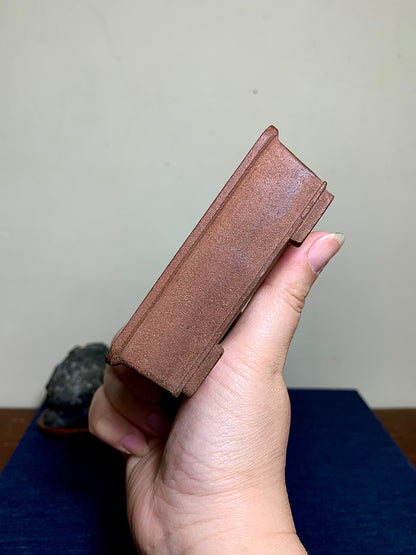 Outer Rim Cut-Foot Small Rectangular Japanese Pot by Rin Tōsaku