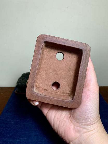 Outer Rim Cut-Foot Small Rectangular Japanese Pot by Rin Tōsaku