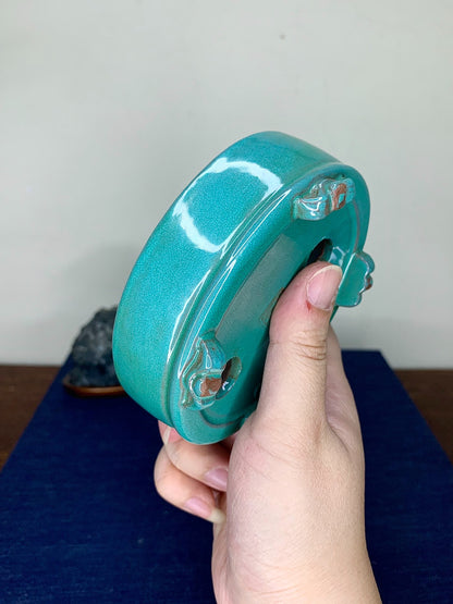 Chun Yatang Cloud Feet Oval Japanese Pot