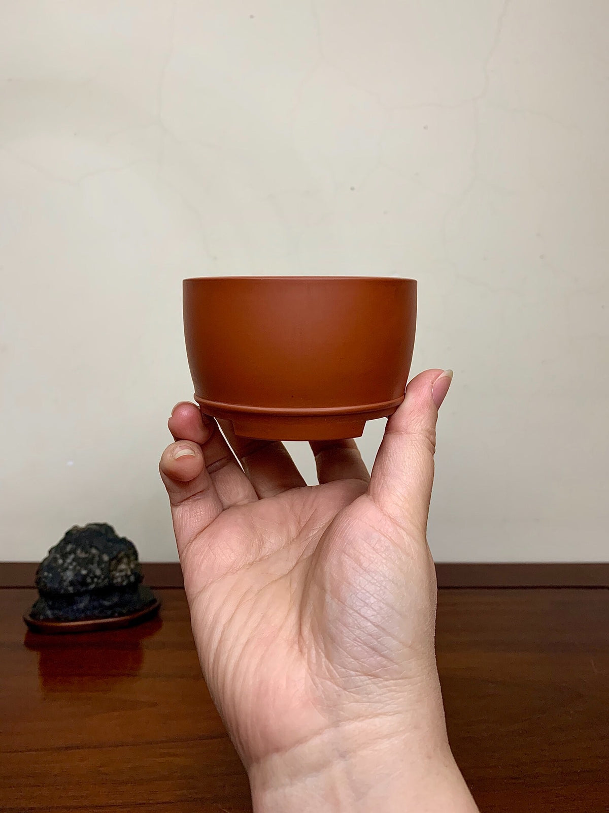 Shudei Lower Band Perfectly Round Japanese Pot by Tsuchikura Tōgen