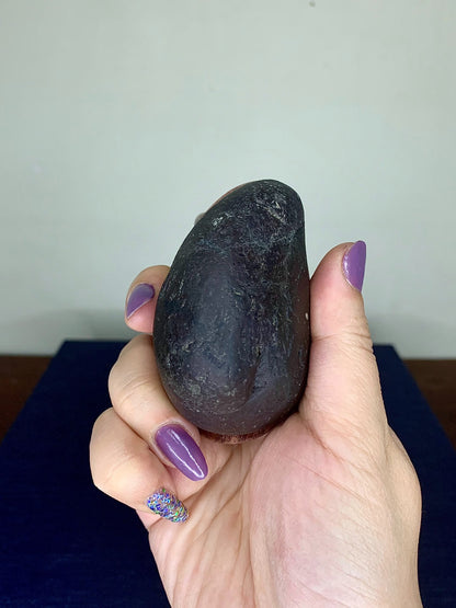 加茂川石 Stone-Shaped Full-Bodied Japanese Water Stone