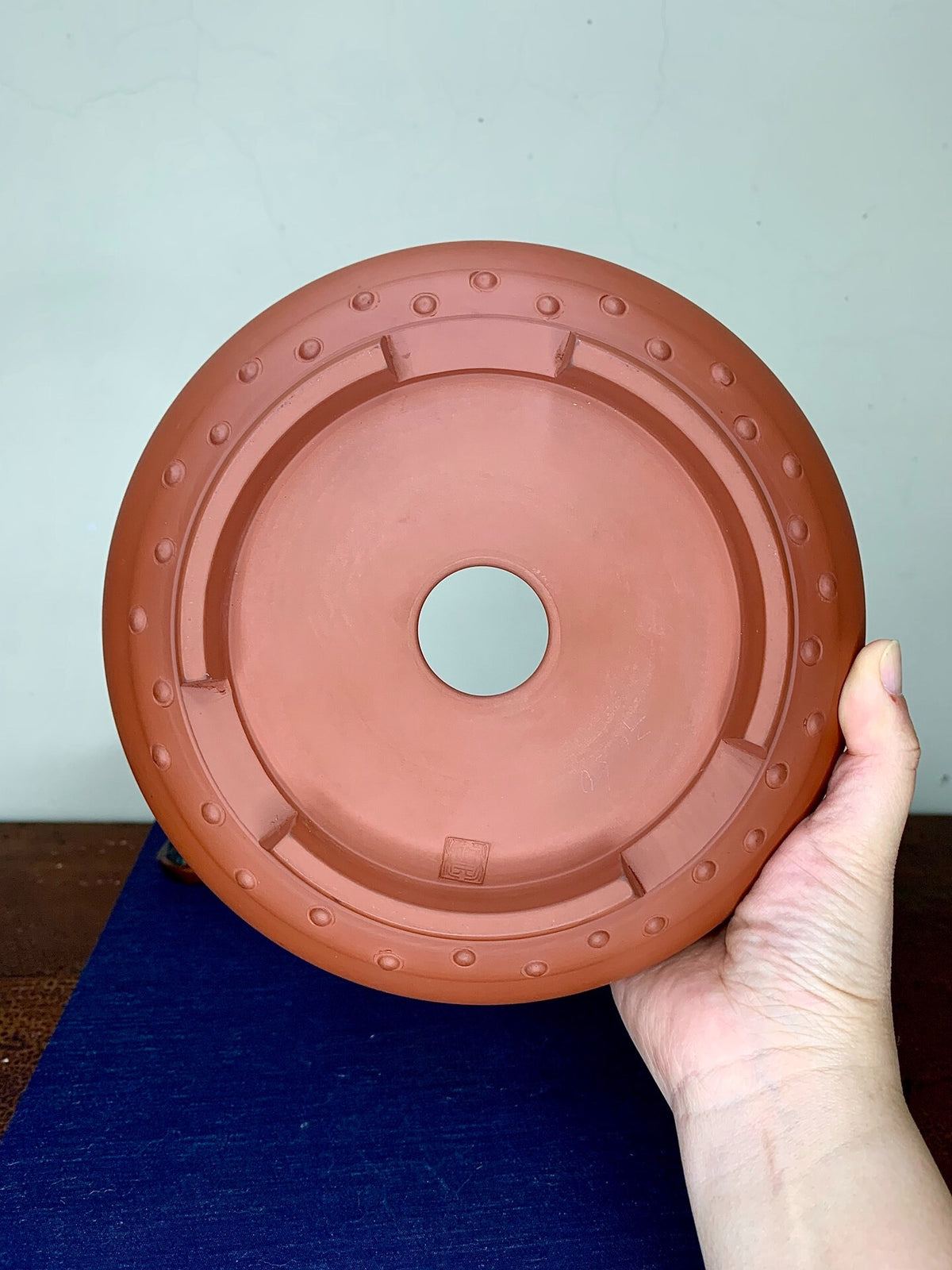 Shudei Taiko Japanese Pot by Tsuchikura Tōgen