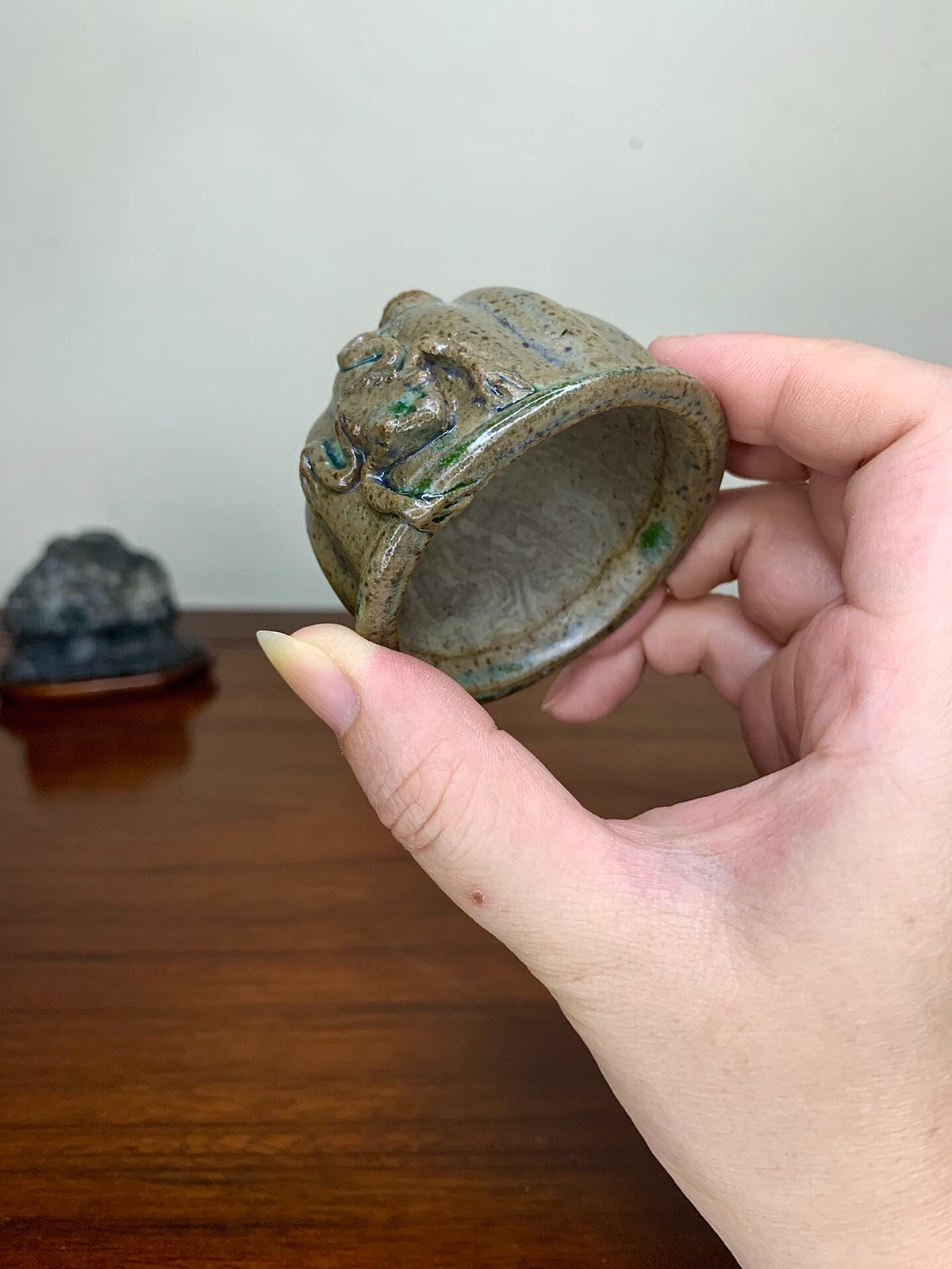 Ishizue Hand-Pinched Frog Decoration Small Wheel Flower Japanese Pot