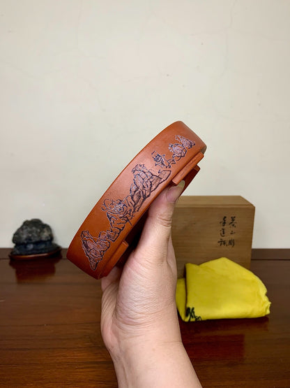 Takahashi Yukiji to Sazan Gou Shudei Incised Seven Sages Oval Japanese Pot