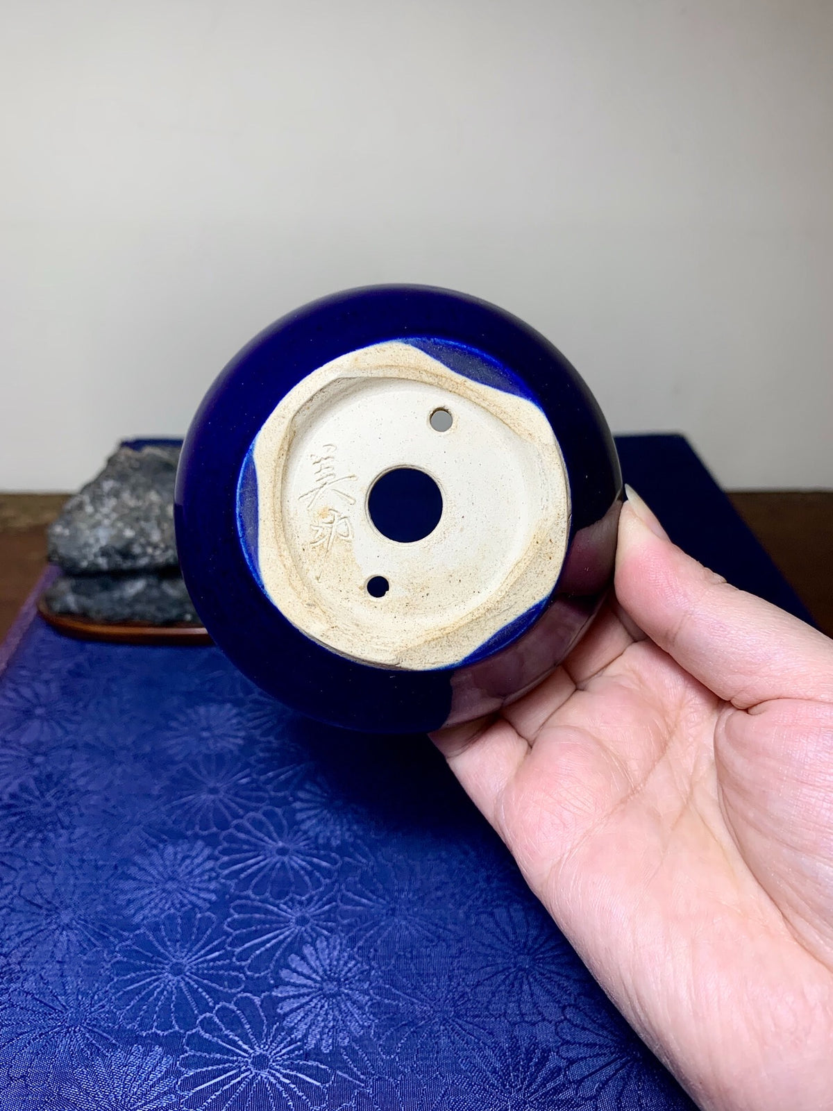 Ruri Glaze Round Pot by Mikata