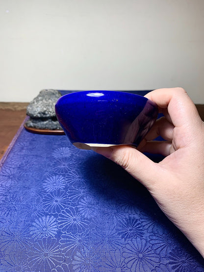 Ruri Glaze Round Pot by Mikata