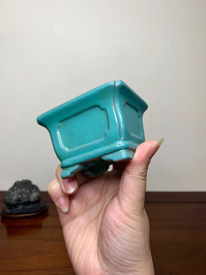 Chun Yatang Kinyo Glaze, Cloud Feet, with Painted Panels, Outer Rim, Rectangular Japanese Pot