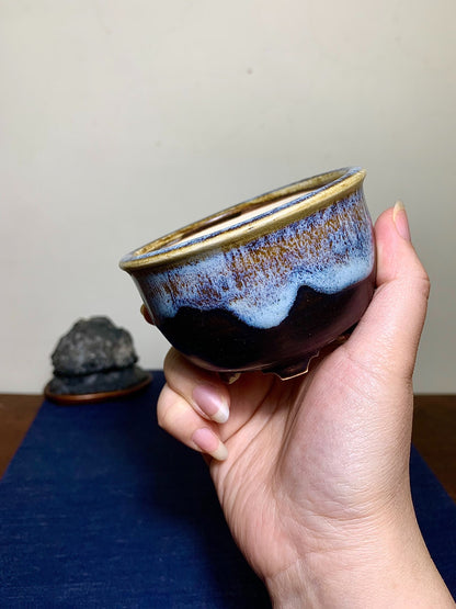 Shinsha Copper-Red Glaze Kiln-Transmuted Round Pot by Haraguchi Yumeiko