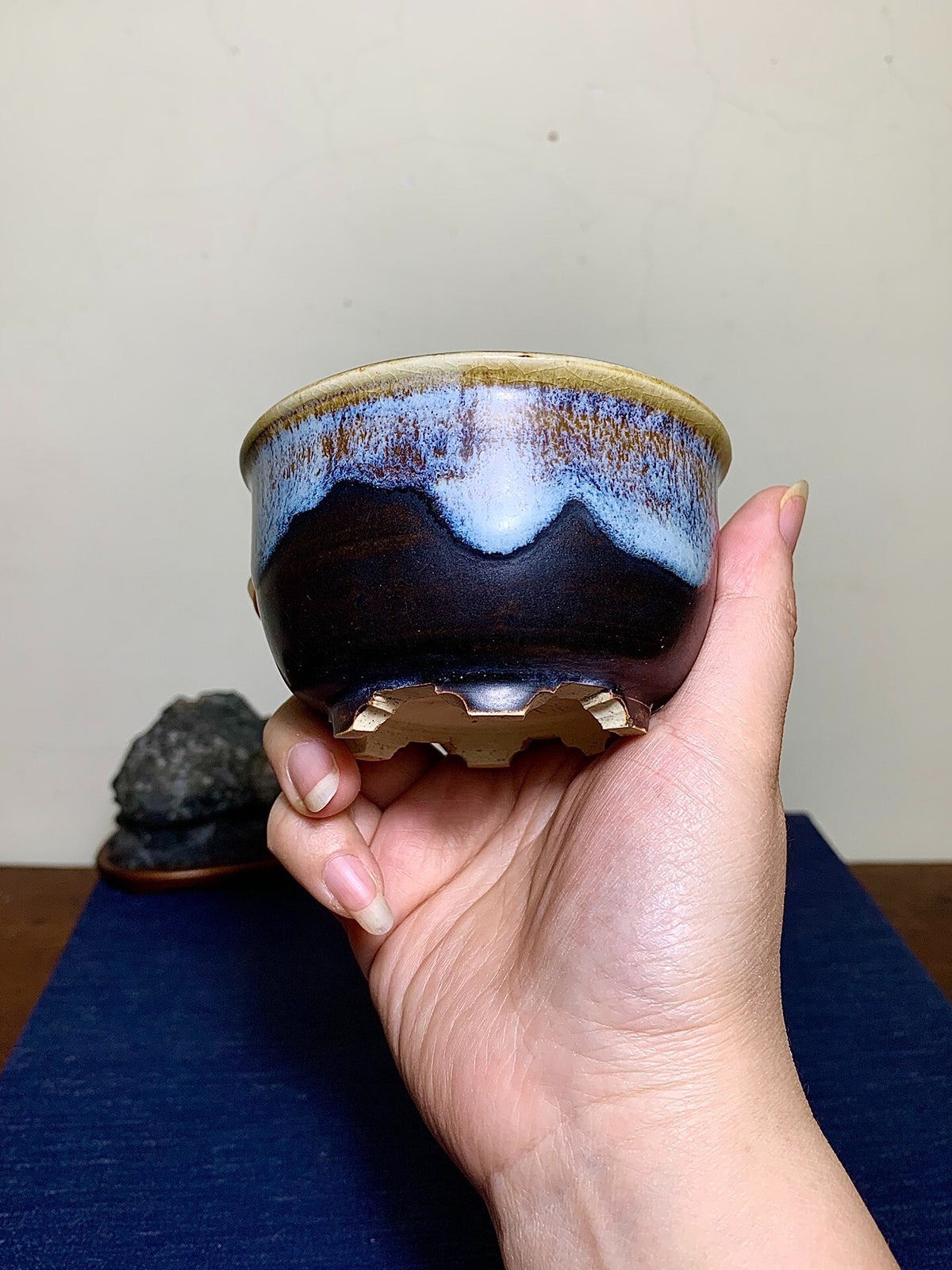 Shinsha Copper-Red Glaze Kiln-Transmuted Round Pot by Haraguchi Yumeiko