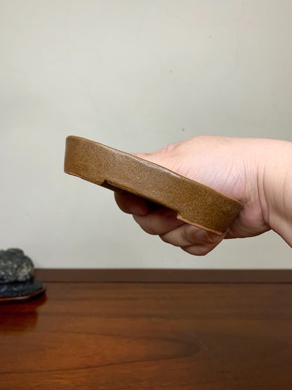 Tani Motohisa Soba Glaze Hand-Pinched Oval Japanese Pot