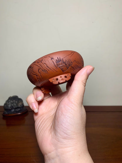 Shōzan Shudei Flower-Foot Incised Landscape Japanese Pot