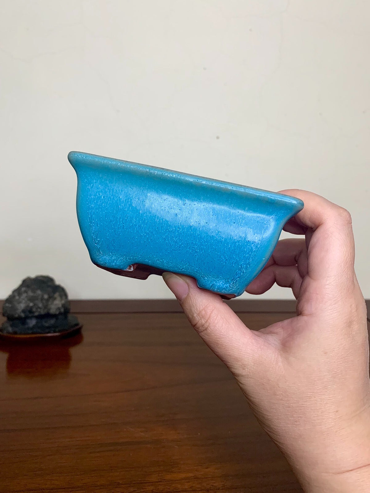 Shodai Shōseki Blue Glaze Kiln-Transmuted Outer Rim Rectangular Japanese Pot