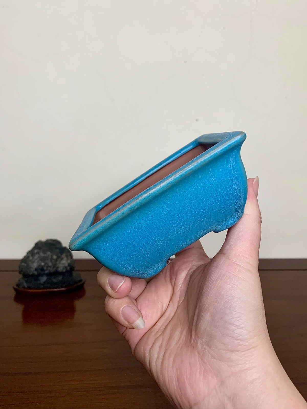 Shodai Shōseki Blue Glaze Kiln-Transmuted Outer Rim Rectangular Japanese Pot