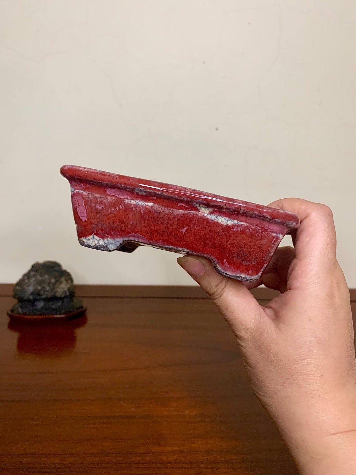 Echizen Bunsan Shinsha Copper-Red Glaze Kiln-Transmuted Outer Rim Rectangular Japanese Pot