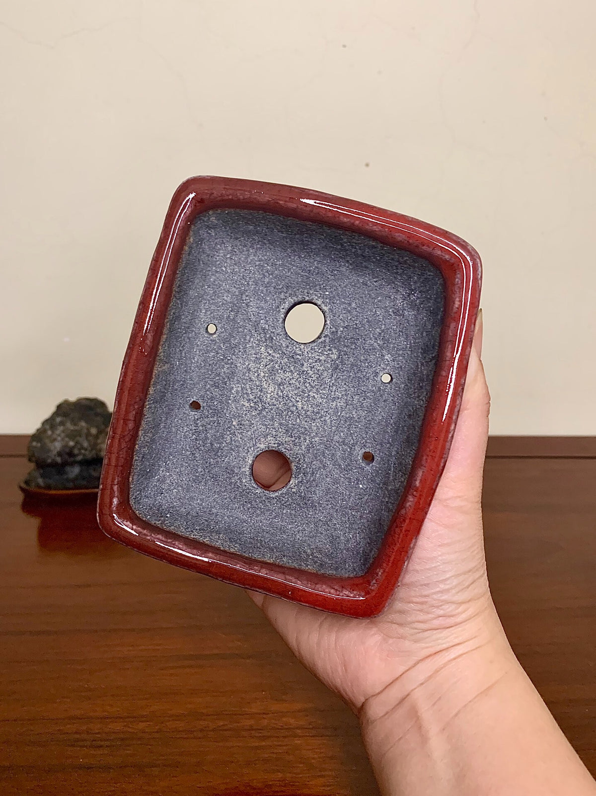 Echizen Bunsan Shinsha Copper-Red Glaze Kiln-Transmuted Outer Rim Rectangular Japanese Pot