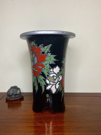 Ran-Sai, Enamelled with Peony Design, Omoto Pot